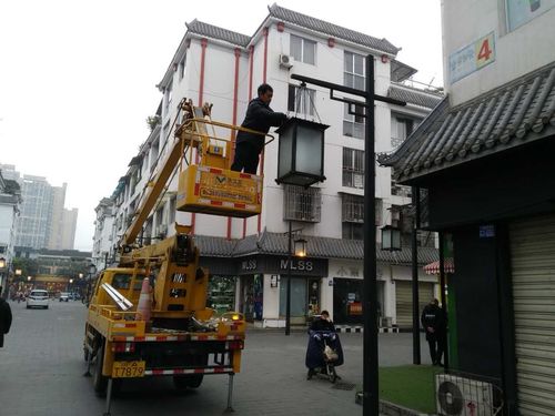 邛崃市城市管理局市政设施日常维护修补工作2019年2月1日工作小结